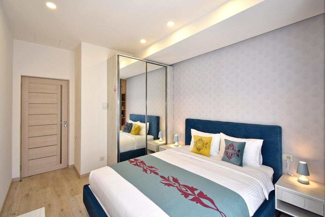יירבאן Home4You Apartments On Koghbatsi מראה חיצוני תמונה