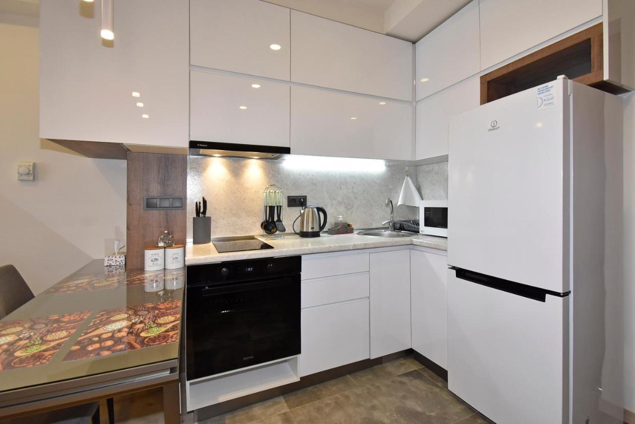 יירבאן Home4You Apartments On Koghbatsi מראה חיצוני תמונה