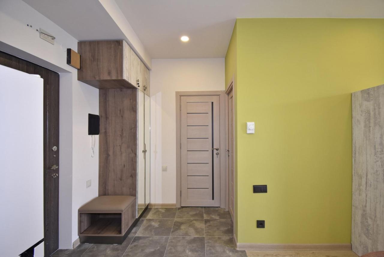 יירבאן Home4You Apartments On Koghbatsi מראה חיצוני תמונה